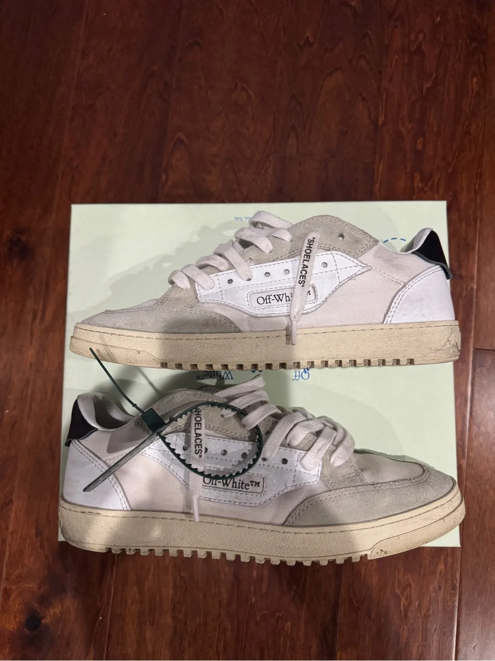 Off-White Off Court 3.0 Low Top Sneakers